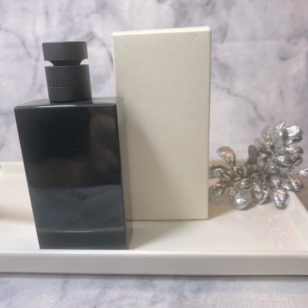 Valentino Uomo Born In Roma Shower Gel,Modern Aromatic-Full100ml,3.4oz-BOXED-NEW